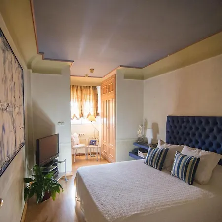 Chezmoihomes Luxury Penthouse Granada