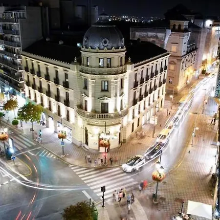 Chezmoihomes Luxury Penthouse Apartment *